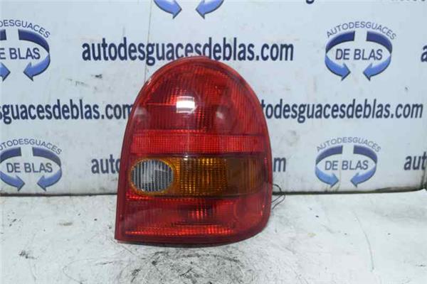 CORSA B Piloto Trasero Derecho