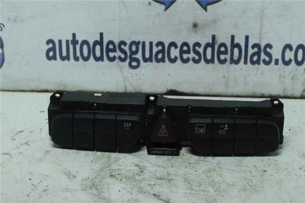 CLASE CLK W209 COUPE Interruptor Luces Emergencia CLASE CLK W209 COUPE Interruptor Luces Emergencia