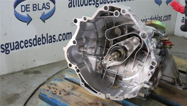 PASSAT BERLINA 3B3 Caja Cambios Manual