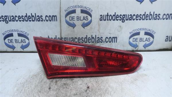 SIN DEFINIR Piloto Porton Trasero Izquierdo SIN DEFINIR Piloto Porton Trasero Izquierdo
