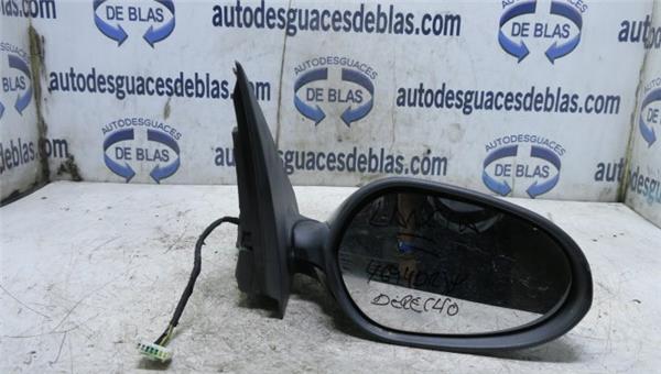 YPSILON 101 Retrovisor Derecho