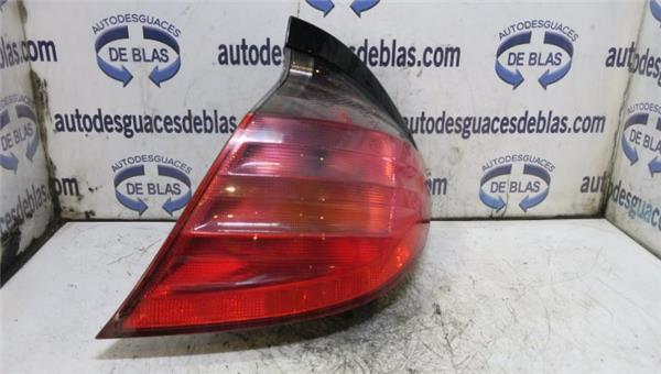 Clase C BM 203 Sportcoupe 10.2000- Piloto Trasero Derecho Clase C BM 203 Sportcoupe 10.2000- Piloto Trasero Derecho
