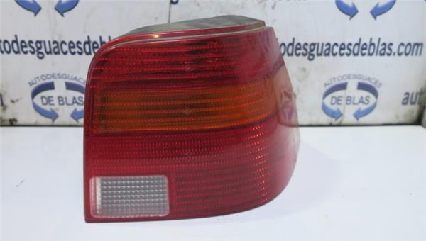 GOLF IV BERLINA 1J1 Piloto Trasero Derecho