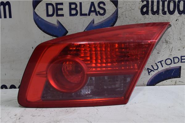 VEL SATIS BJ0 Piloto Trasero Derecho