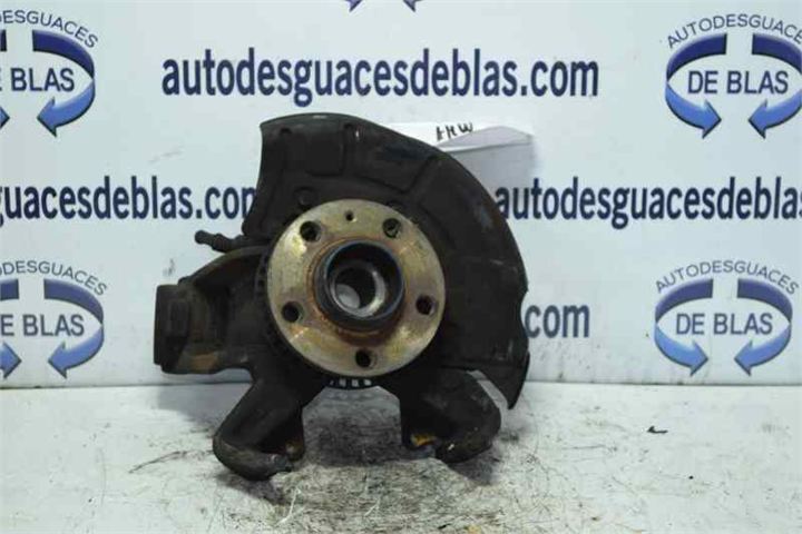 GOLF IV BERLINA 1J1 Mangueta Delantera Izquierda GOLF IV BERLINA 1J1 Mangueta Delantera Izquierda