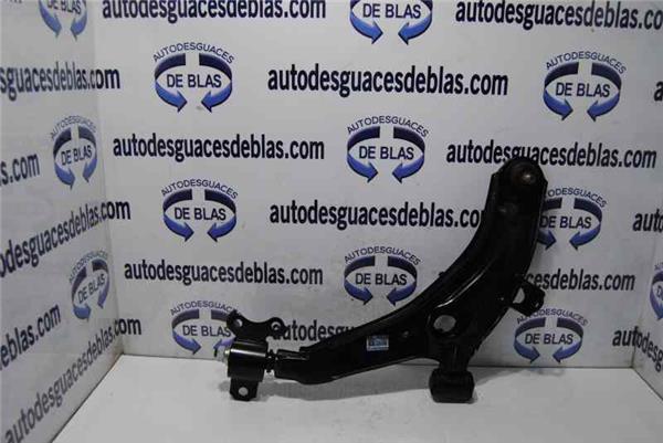 Lantra Berlina RD1999- Brazo Inferior Delantero Izquierdo