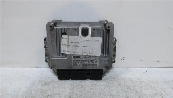 C4 Berlina 06.2004- Centralita motor uce
