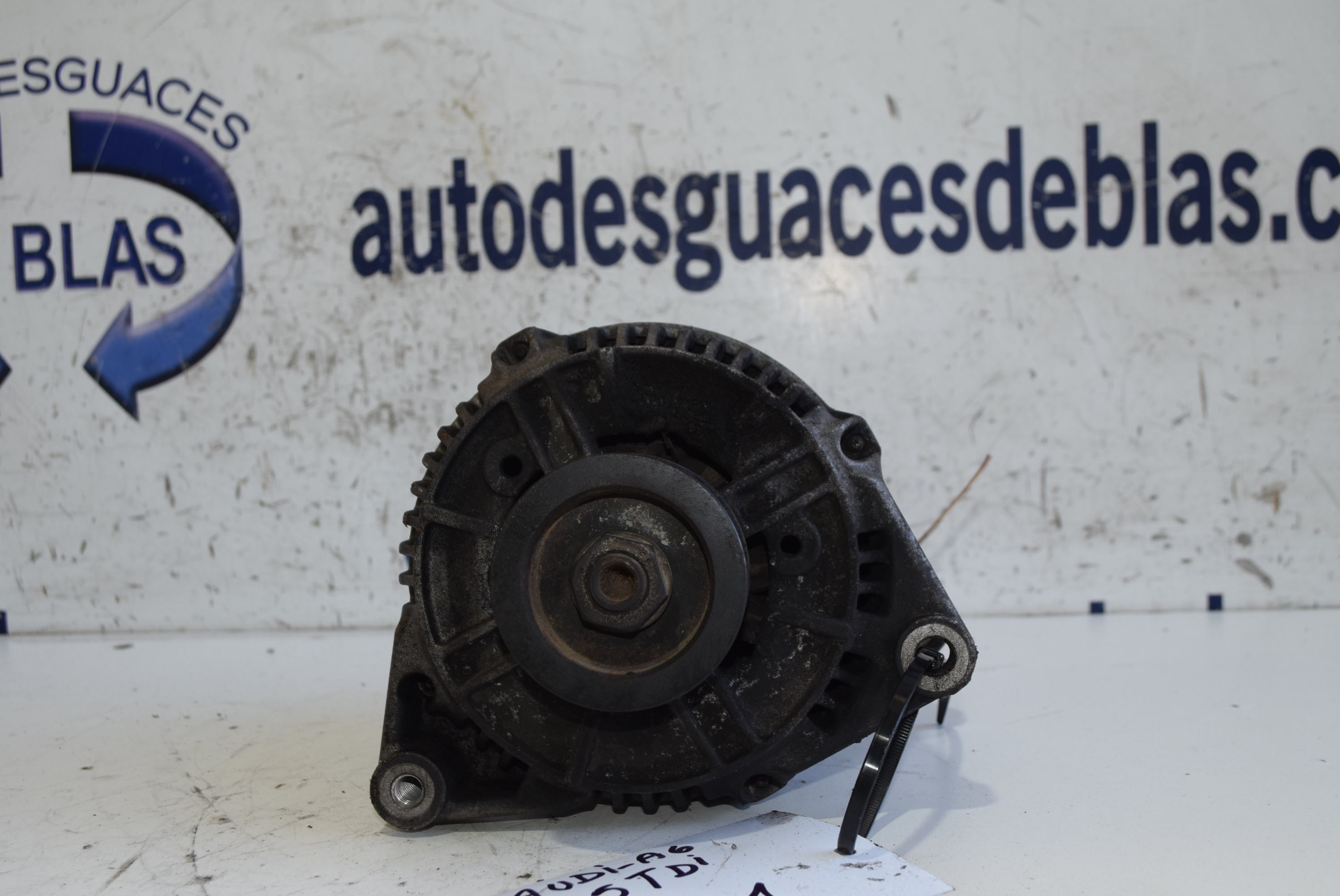A6 BERLINA 4B2 Alternador