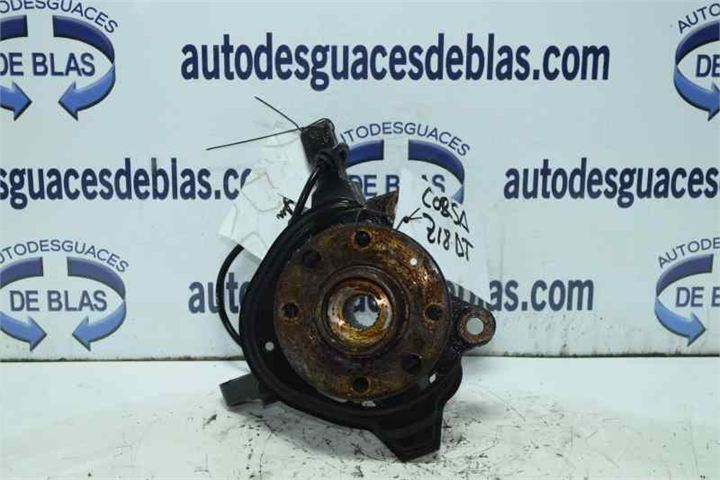 COMBO CORSA C Mangueta Delantera Derecha COMBO CORSA C Mangueta Delantera Derecha