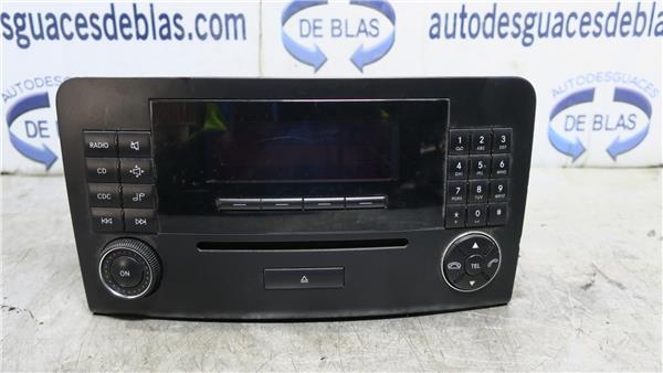 CLASE M W164 Radio Cd