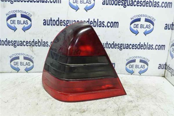 CLASE C W202 BERLINA Piloto Trasero Izquierdo CLASE C W202 BERLINA Piloto Trasero Izquierdo
