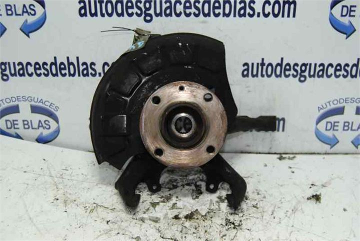 CORDOBA BERLINA 6K2 Mangueta Delantera Derecha