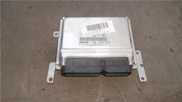 A8 D2 Centralita motor uce