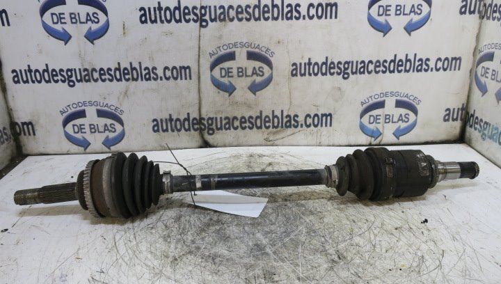 Yaris NCP1NLP1SCP11999- Transmision Delantera Izquierda