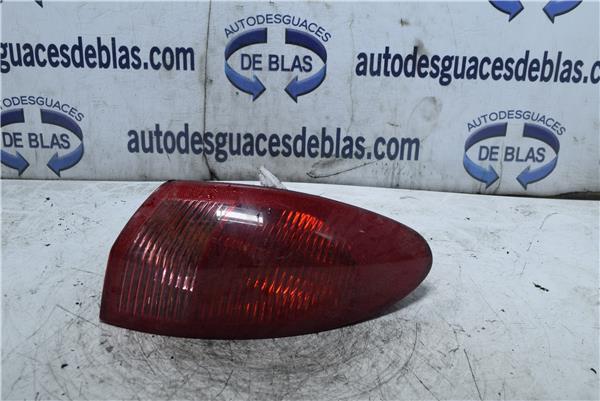 147 190 Piloto Trasero Derecho