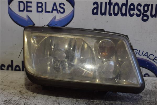 BORA BERLINA 1J2 Faro Delantero Derecho