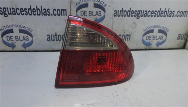 LEON 1M1 Piloto Trasero Derecho