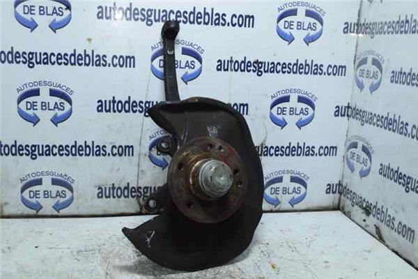 CLASE E W210 BERLINA DIESEL Mangueta Delantera Izquierda