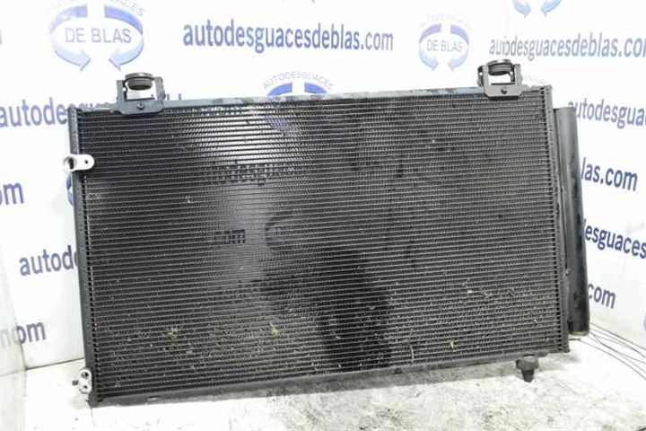 COROLLA E12 Condensador