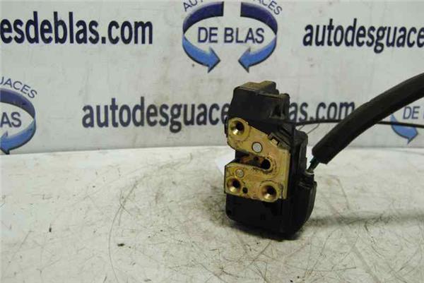 MICRA K12E Cerradura Puerta Delantera Derecha