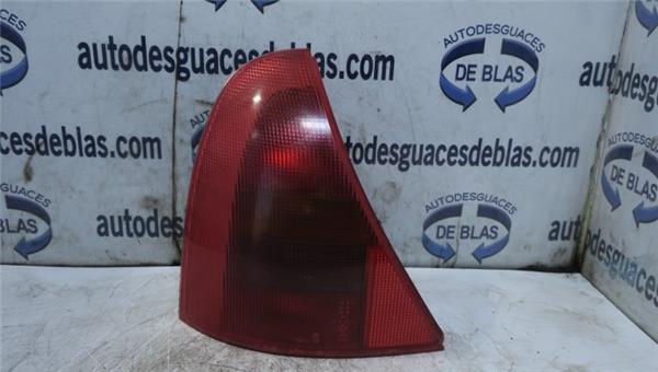CLIO I PHASE III Piloto Trasero Izquierdo