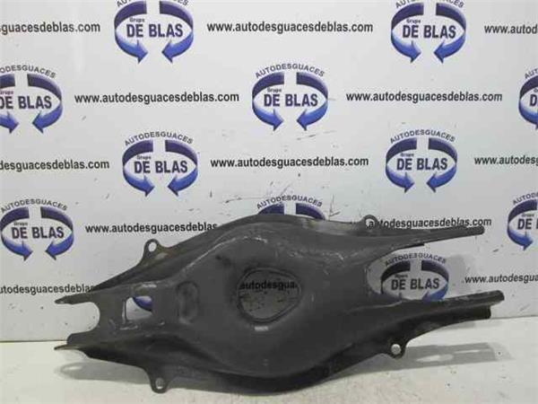 Clase C BM 204 Coupe 01.2011- Brazo Inferior Trasero Derecho