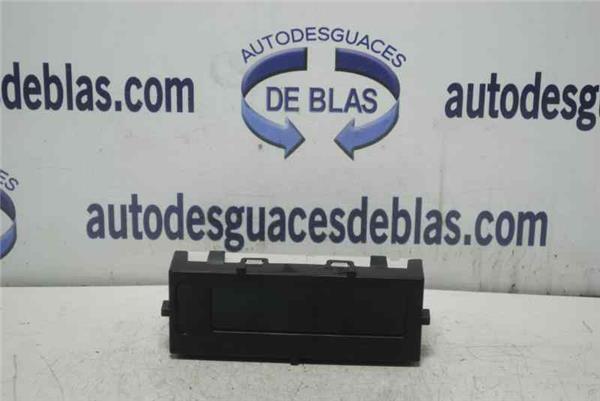 Clio III 2005- Display