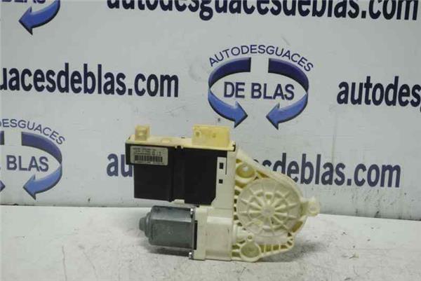 C4 BERLINA MOTOR ELEVALUNAS DELANTERO DERECHO