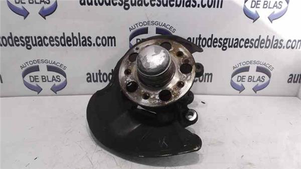 CLASE C W203 BERLINA Mangueta Delantera Izquierda