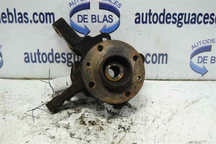 CLIO II FASE II BCB0 Mangueta Delantera Derecha CLIO II FASE II BCB0 Mangueta Delantera Derecha