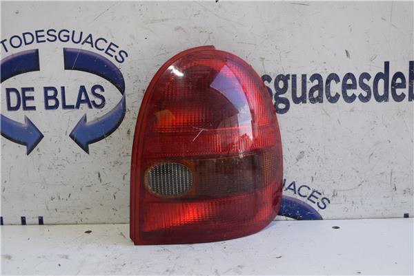 CORSA B Piloto Trasero Derecho CORSA B Piloto Trasero Derecho