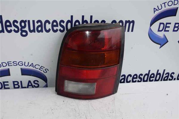 MICRA K11 Piloto Trasero Derecho MICRA K11 Piloto Trasero Derecho