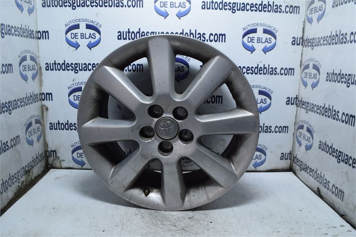 AVENSIS BERLINA T25 Llanta
