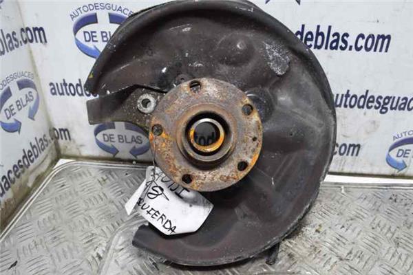 A8 4E2 Mangueta Delantera Izquierda
