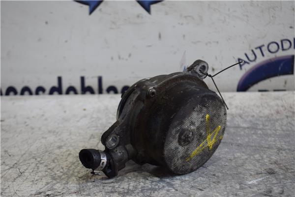 SERIE 3 BERLINA E90 Bomba Vacio