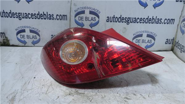 CORSA D Piloto Trasero Izquierdo CORSA D Piloto Trasero Izquierdo