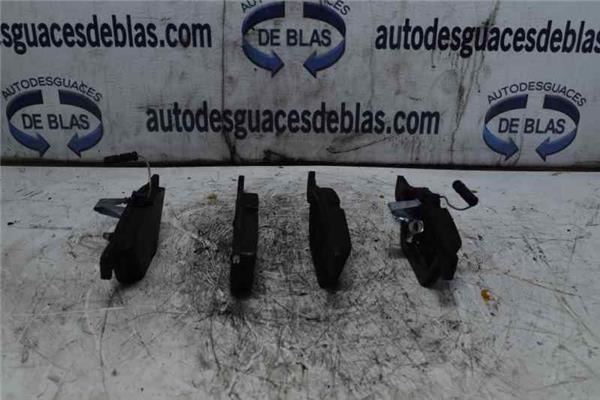 CLASE E W210 BERLINA DIESEL Pastilla De Freno Rueda Delantero Derecha CLASE E W210 BERLINA DIESEL Pastilla De Freno Rueda Delantero Derecha
