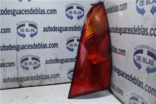 FOCUS BERLINA CAK Piloto Trasero Izquierdo
