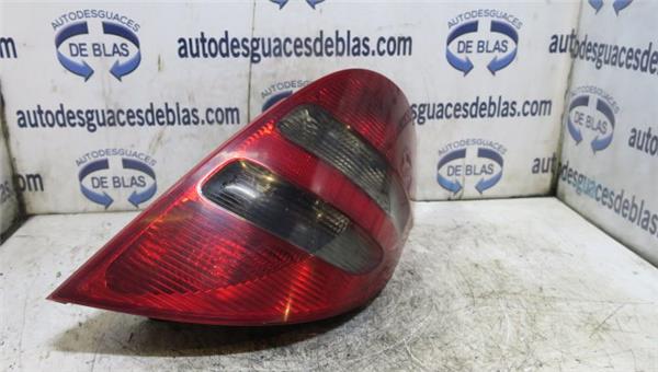 Clase A BM 16906.2004- Piloto Trasero Derecho