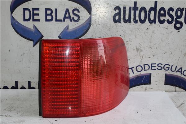 A6 BERLINA C4 Piloto Trasero Derecho