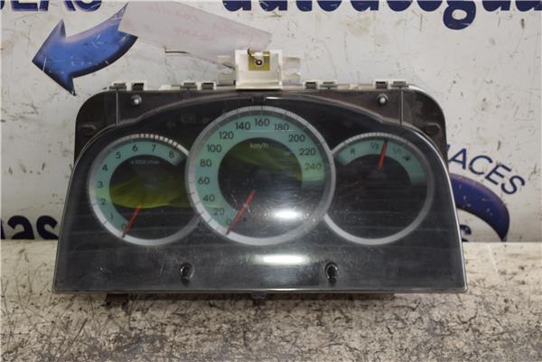 COROLLA VERSO E12 Cuadro Completo