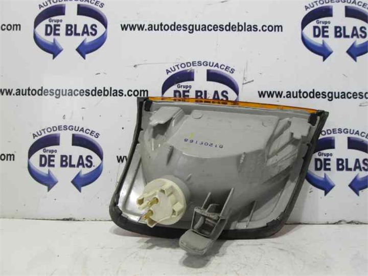 BM 300 CLASE E Piloto Intermitente Lateral Delantero Izquierdo BM 300 CLASE E Piloto Intermitente Lateral Delantero Izquierdo