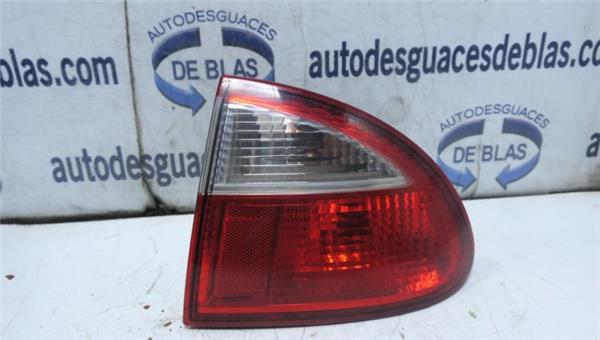 LEON 1M1 Piloto Trasero Derecho LEON 1M1 Piloto Trasero Derecho