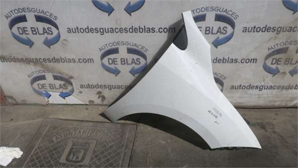 Megane III Berlina 5P 2008- Aleta Delantera Derecha Megane III Berlina 5P 2008- Aleta Delantera Derecha