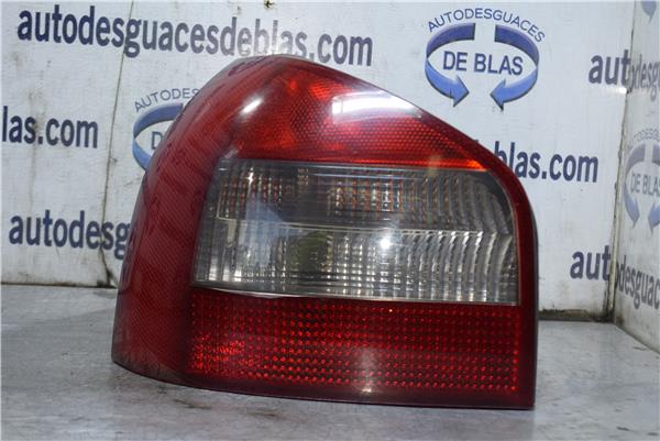 A3 8L Piloto Trasero Izquierdo