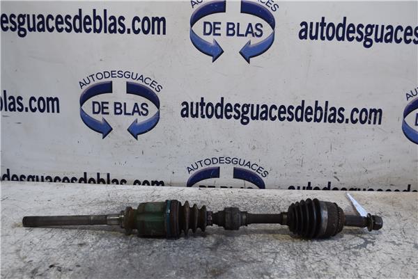 OUTLANDER CU0W Transmision Delantera Derecha
