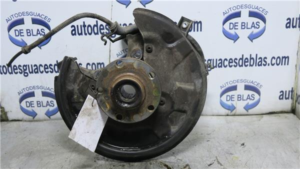 A4 AVANT 8E Mangueta Trasera Izquierda