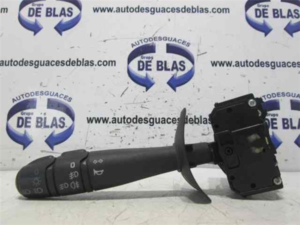 Clio II Fase I BCB01998- Mando De Luces