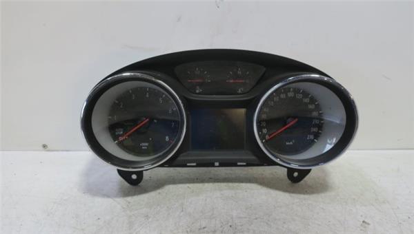 Astra K Berlina 5p 09.2015- Cuadro Completo