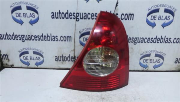 CLIO II FASE II BCB0 Piloto Trasero Derecho